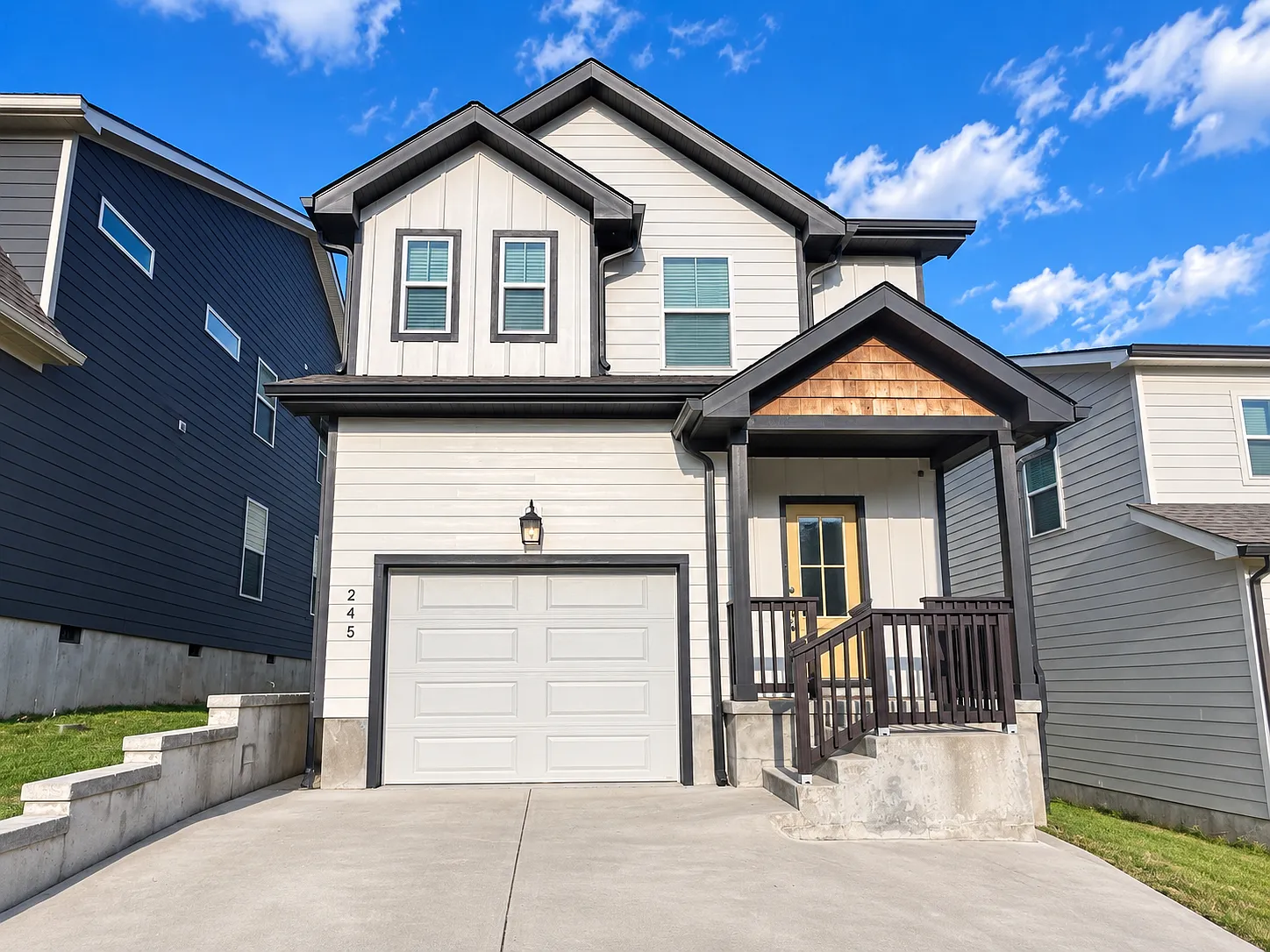 3 bed, 2.5 bath, 1950 sqft, $2,900 — Photo 1