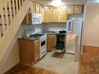 Rented by Level Group
