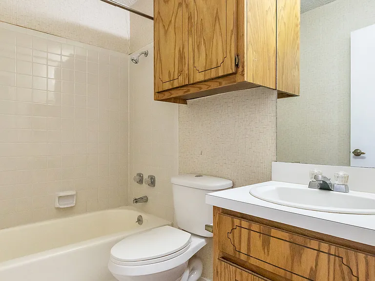 4074 Russell Ave — Photo 21