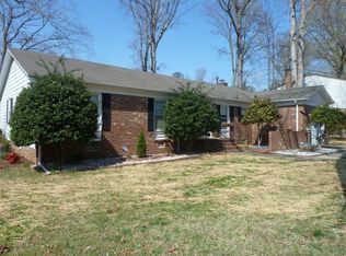 167 Windsor Castle Dr, Newport News, VA 23608