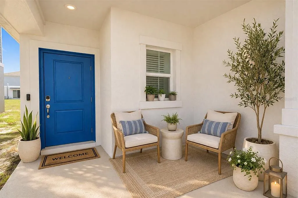 3 bed, 2.0 bath, 1440 sqft, $2,490 — Photo 1