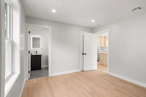 90 Berkshire St #2 Photo 1