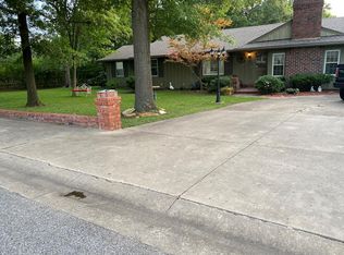 324 S 3rd St, Arma, KS 66712