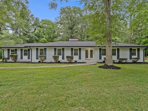702 Brown Ave, Belton, SC 29627