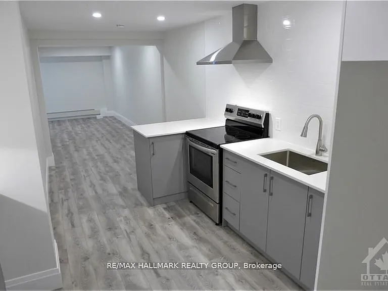 375 Mackay St #6 — Photo 8