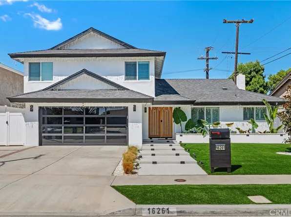 16261 Angler Ln, Huntington Beach, CA 92647