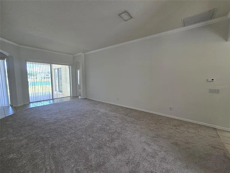 15305 Palomapark Ln — Photo 4