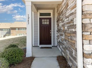 1243 Pebble Grove Dr #442, Clover, SC 29710