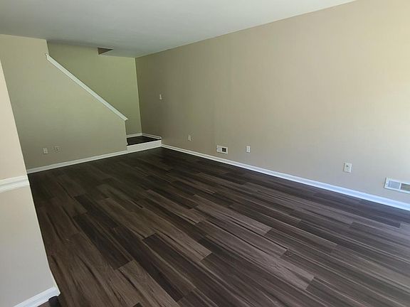 3rd image of 204 Highland Blvd #98