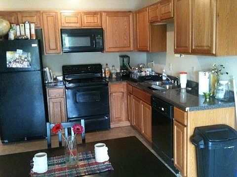 3rd image of 1021 Breeden Ave