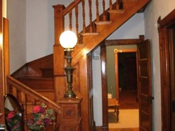 2nd image of 208 E 5th Ave #E