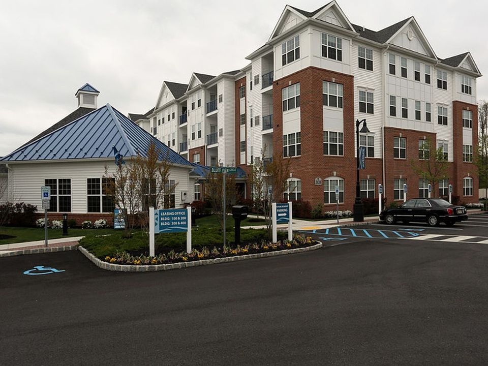 RIVERGATE URBAN RENEWAL CO., LLC 500 Bluff View Cir Bordentown NJ