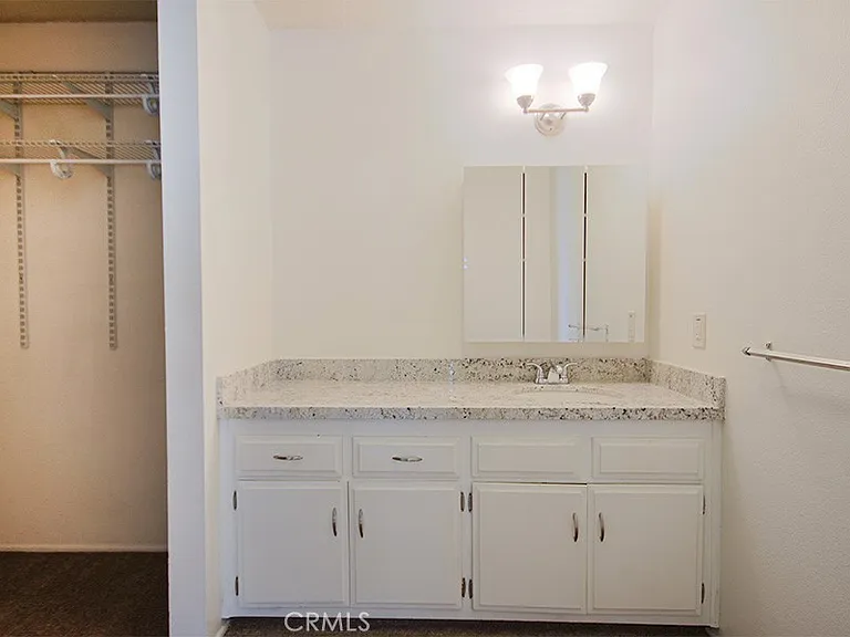 5542 Fernhill Cir #B — Photo 13