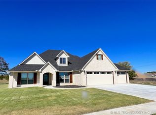 2916 SE Stonewall Dr, Bartlesville, OK 74006