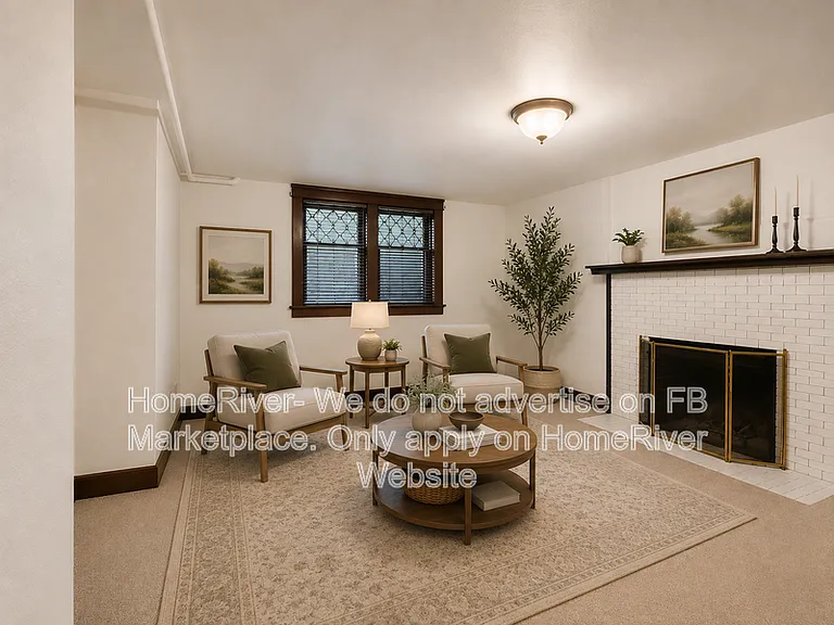1001 S Monroe St #8 — Photo 2