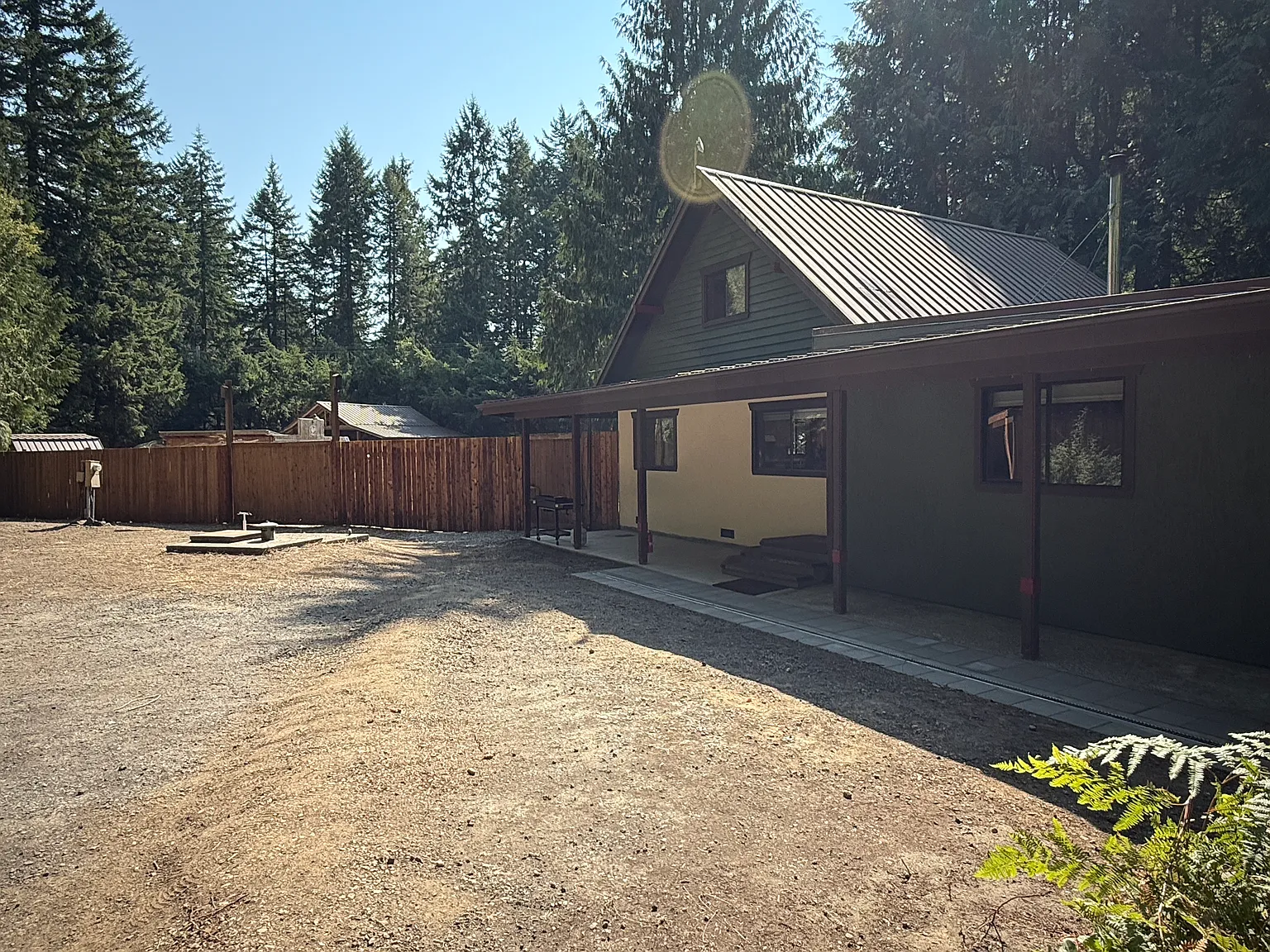 Charming Equestrian Property on 1+ acres — Photo 3
