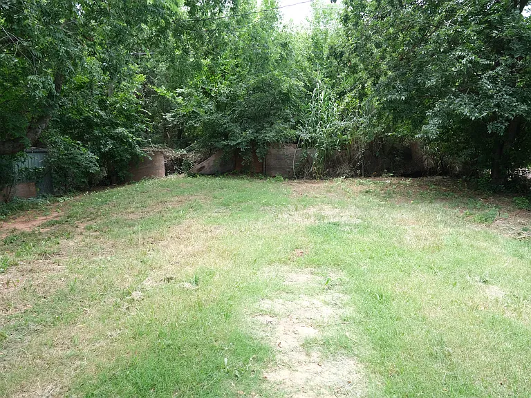 1249 Bellevidere Dr — Photo 9