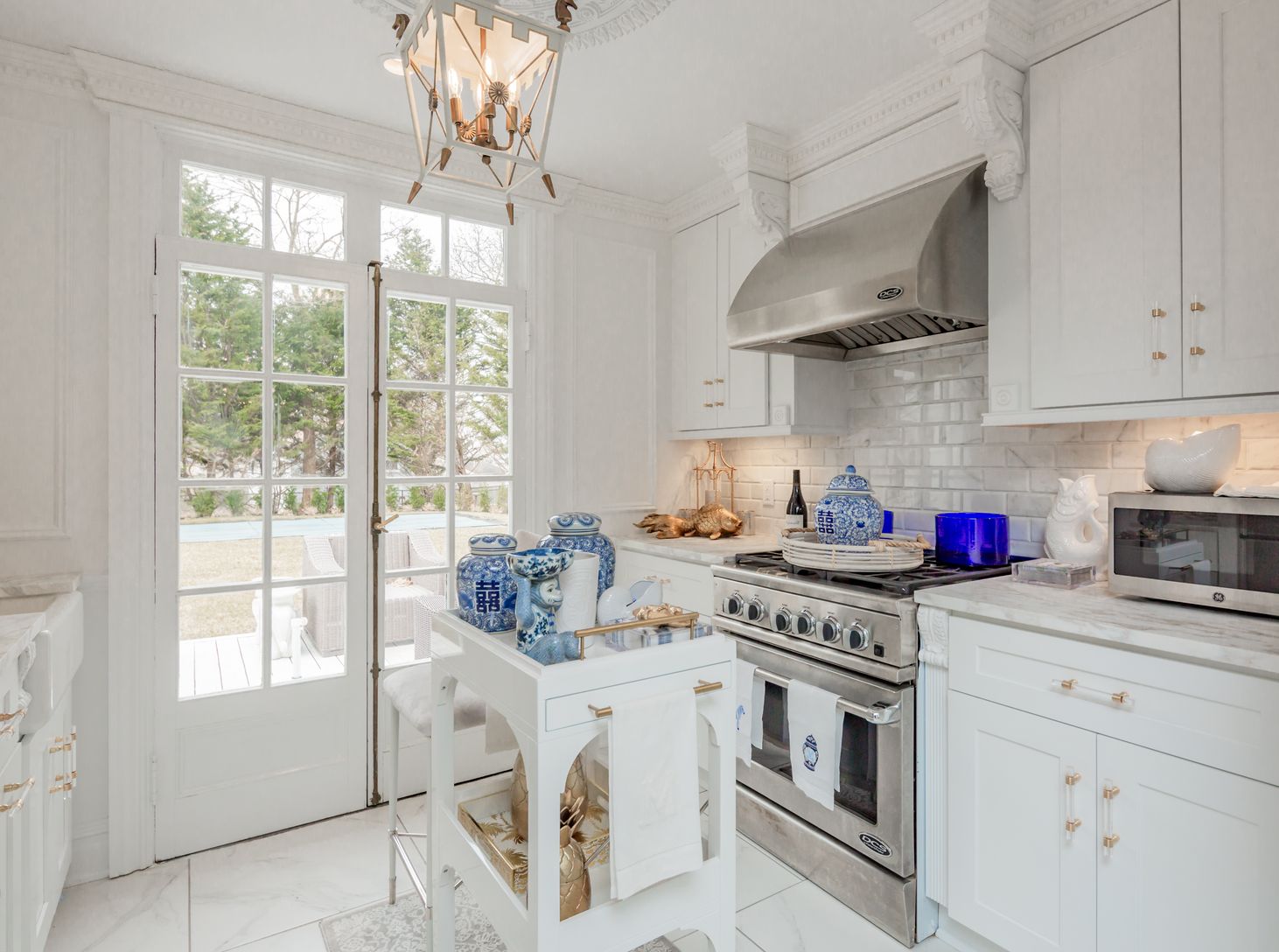  Sleek Renovated Kitchen