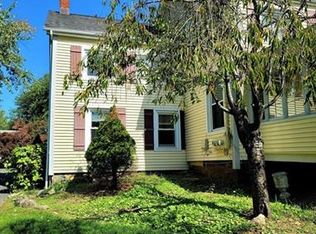 34 Convent Rd, Nanuet, NY 10954