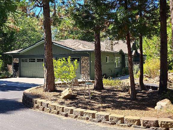 3rd image of 611 Monroe Way