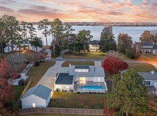 1901 Rivershore Rd, Elizabeth City, NC 27909