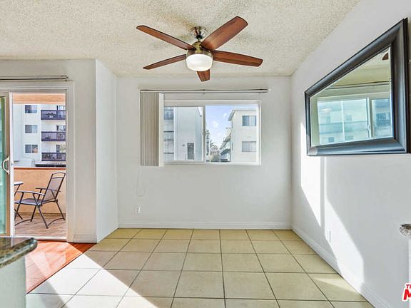 5th image of 5349 Newcastle Ave APT 23