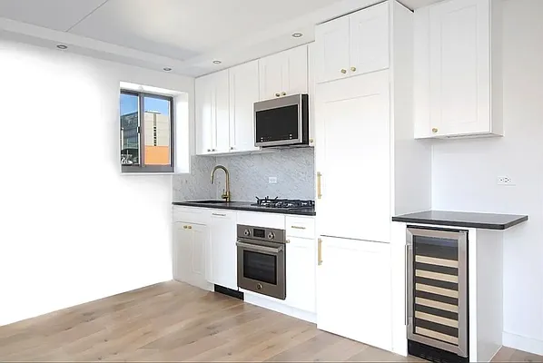 Rented by REAL New York | media 4