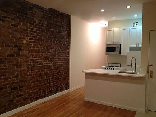 Rented by Sky Management | media 54