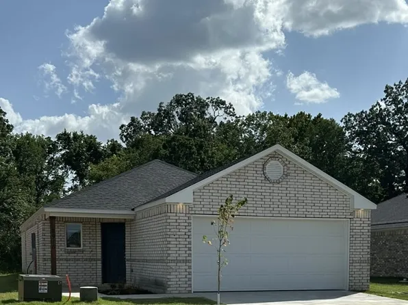8916 Preston Wood Dr, Fort Smith, AR 72916