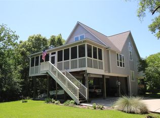 2321 Menard Ave, Seabrook, TX 77586