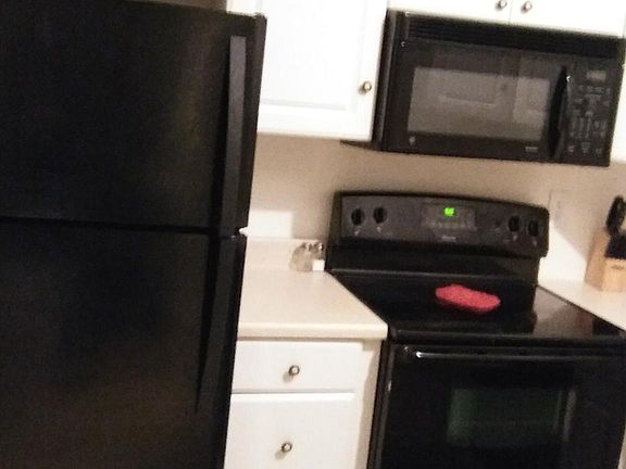 5th image of 616 Cherokee St APT B