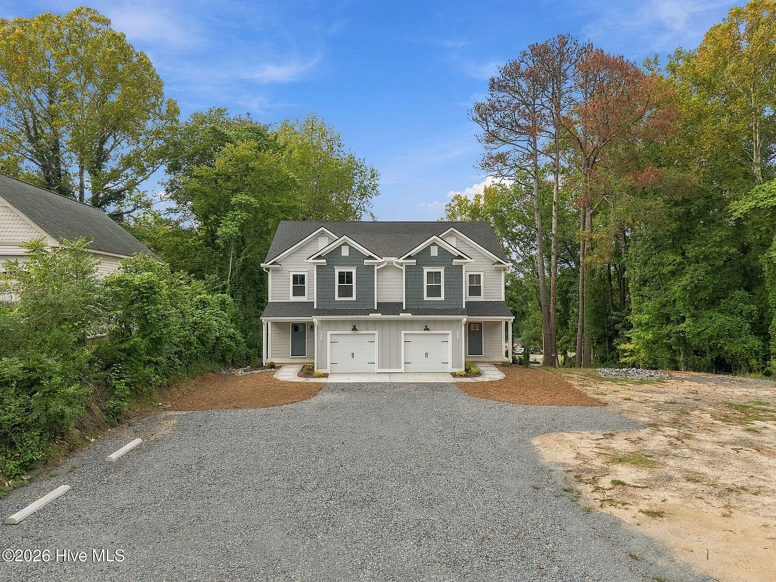 3 bed, 2.5 bath, 1886 sqft, $1,750 — Photo 2