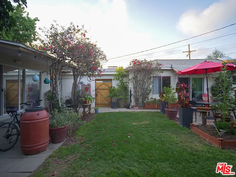11364 Malat Way — Photo 17