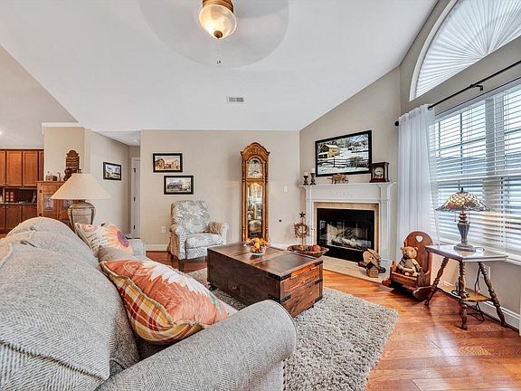 5th image of 5452 Orchard Villas Cir