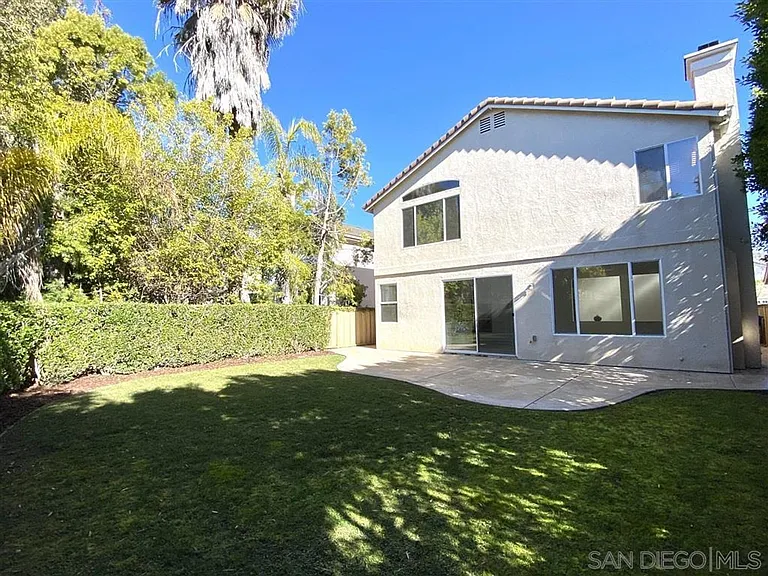 13260 Hollyfield Ct — Photo 19