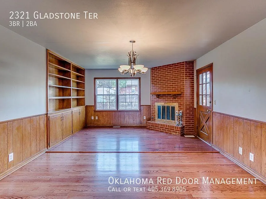 3 bed, 1.5 bath, 1434 sqft, $1,570 — Photo 2