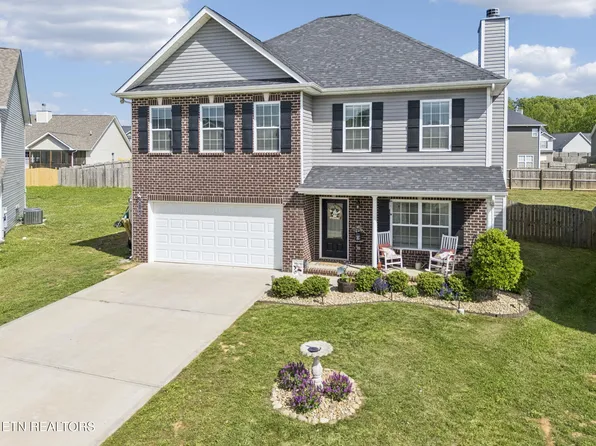 3106 Starling Dr, Maryville, TN 37803