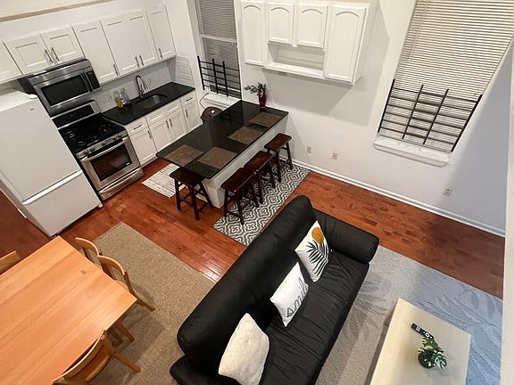 3rd image of 401 N 41st St #1R