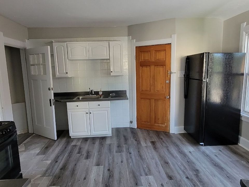 1st image of 1838 N Humboldt Ave #3