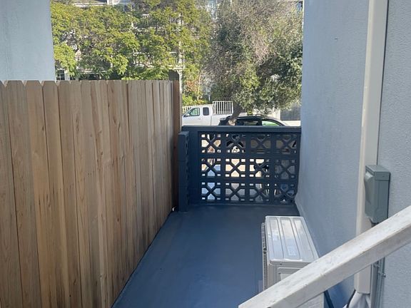 5th image of 1443 Rexford Dr #1