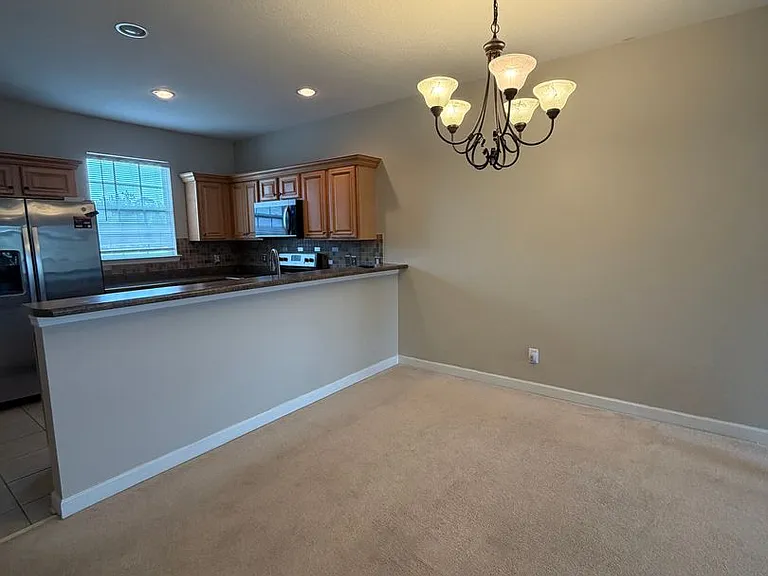 410 Conley Dr — Photo 4