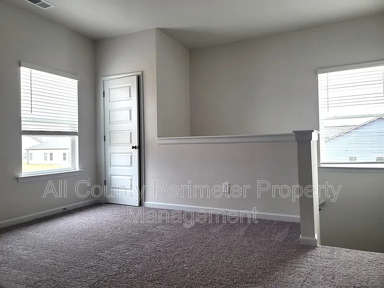 25 Rambling Oaks Dr — Photo 6