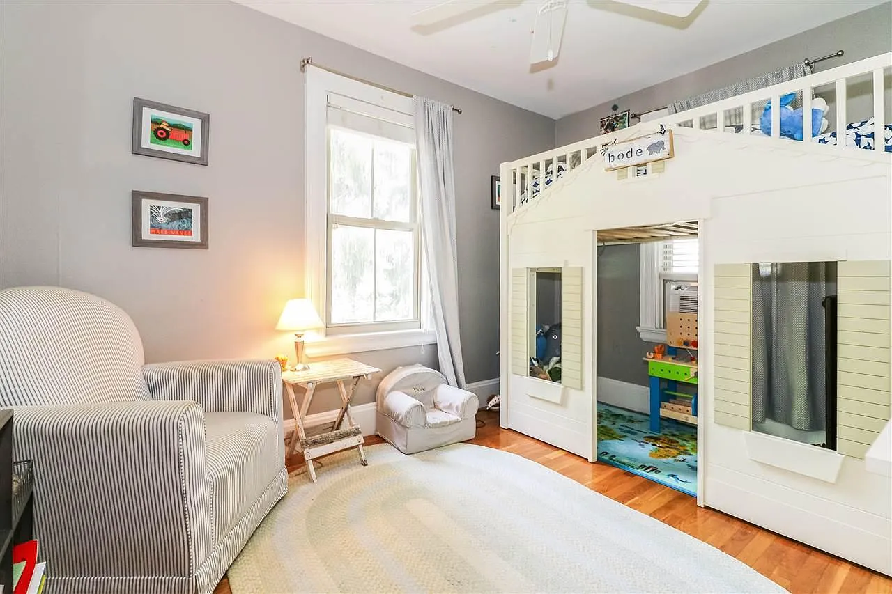 346 Union St — Photo 4