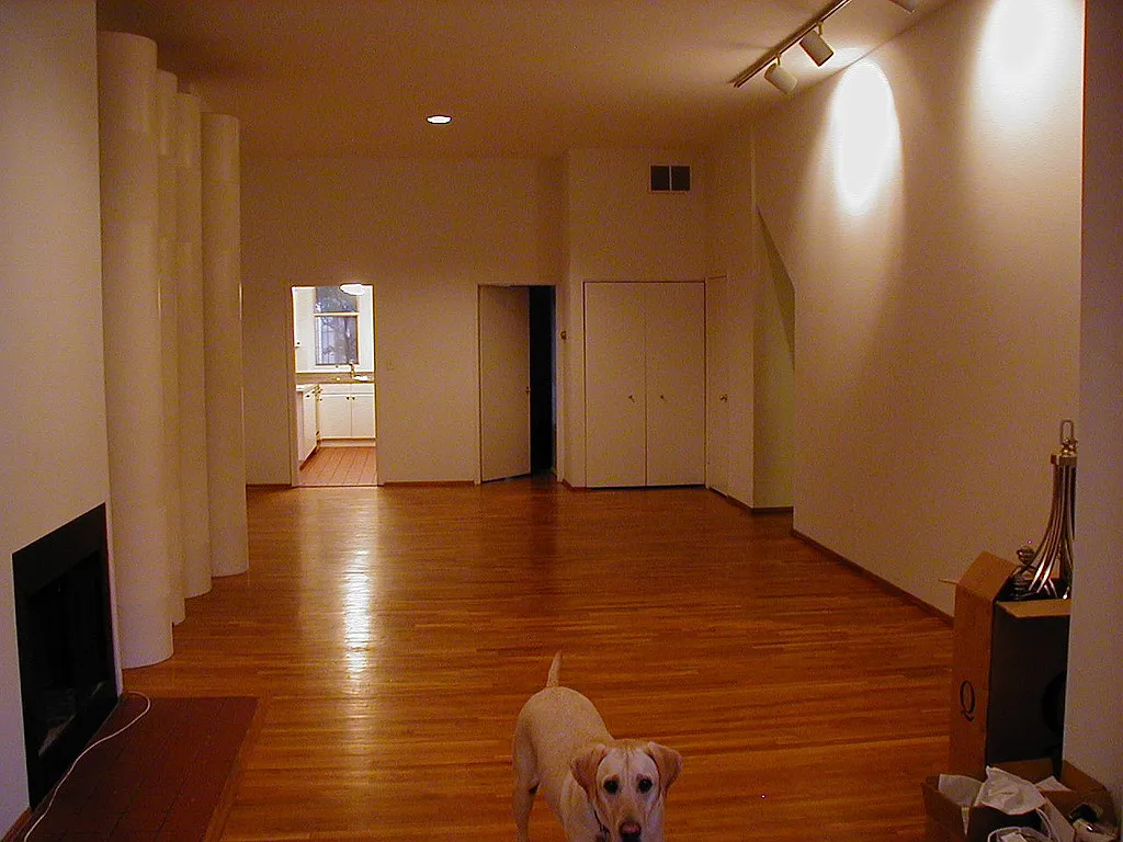 3 bed, 2.5 bath, 2300 sqft, $7,500 — Photo 3