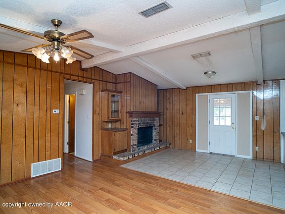 5th image of 710 White St