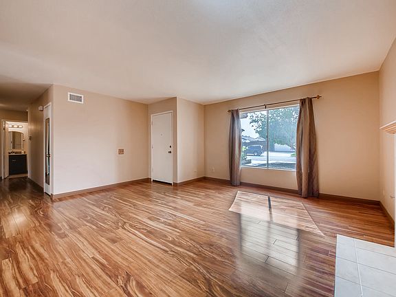 5th image of 1266 Pearl Ave