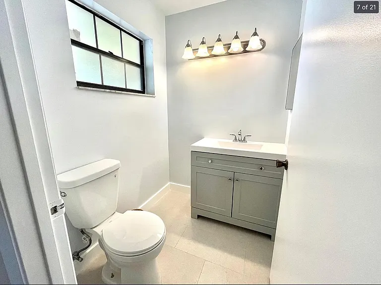 6536 NW 188th Ln — Photo 7