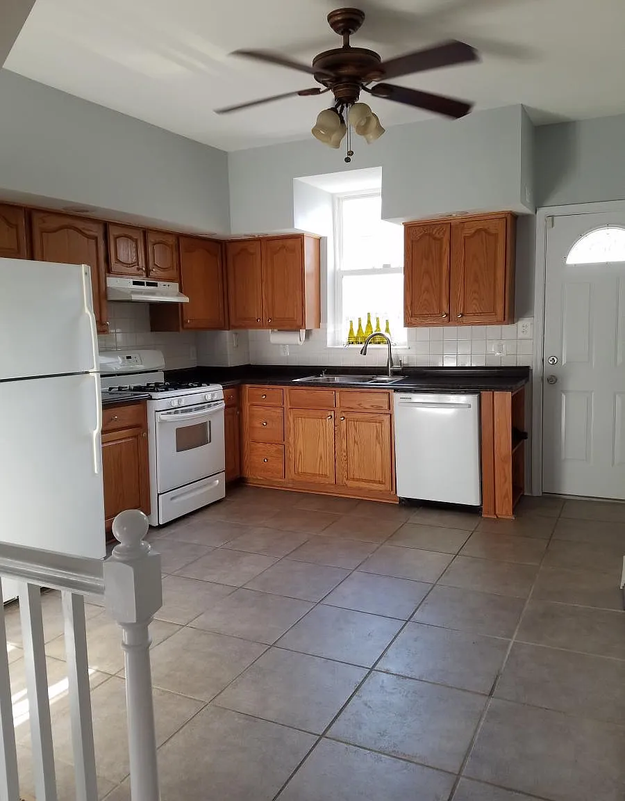 628 S Fagley Street — Photo 2
