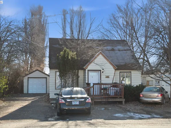 3964 Clinton Ave, Klamath Falls, OR 97603
