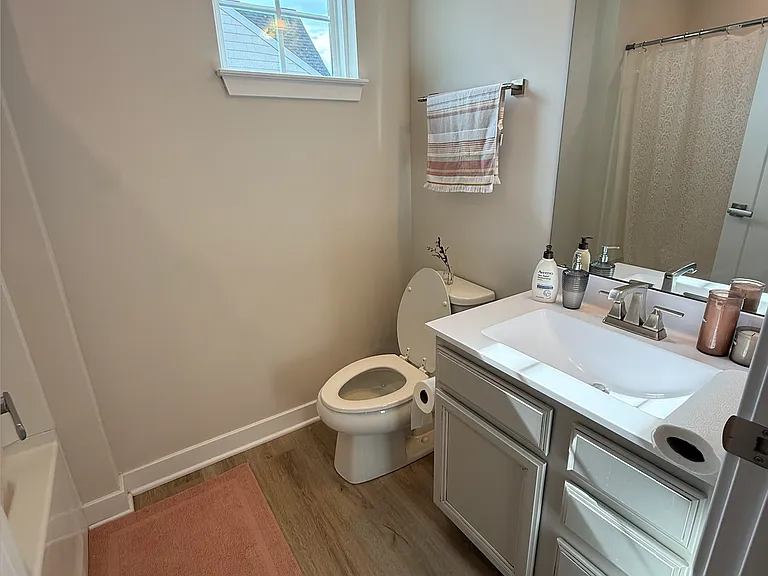 1536 Spruce Hill Dr — Photo 7